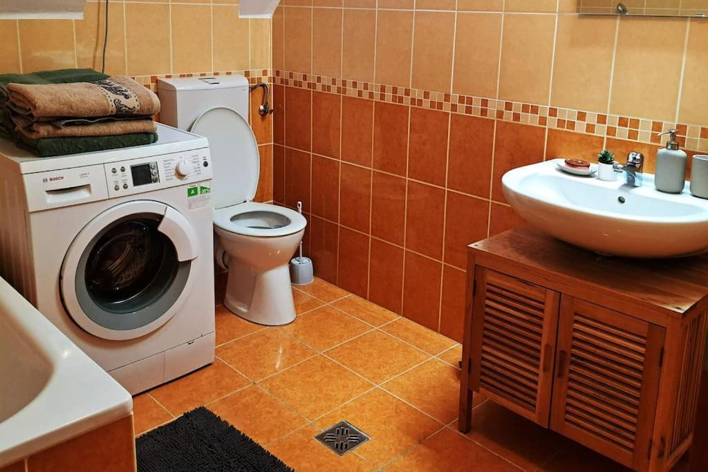 Zoeld Orom Apartman Lakas Göd Exteriör bild