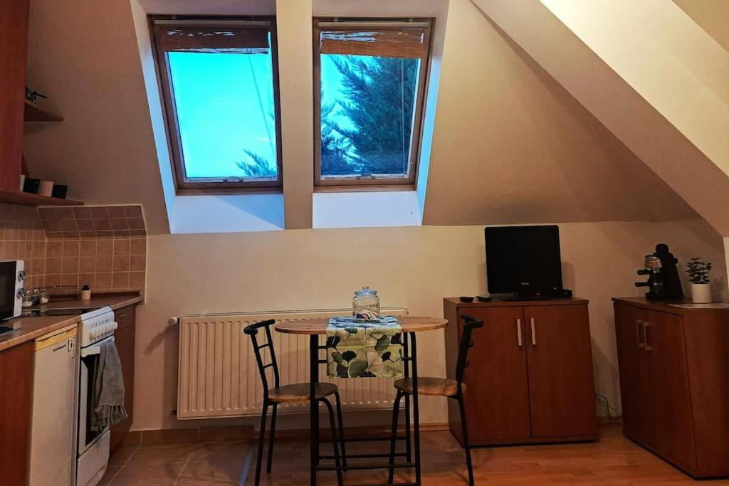 Zoeld Orom Apartman Lakas Göd Exteriör bild